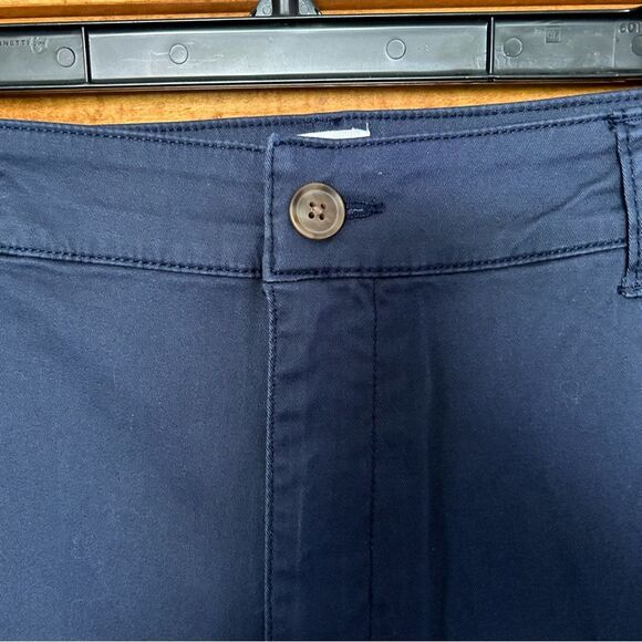 Gap High Rise Girlfriend Khakis in Vintage Navy Size 12 Tall New - Picture 8 of 11